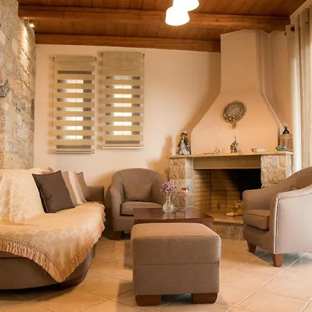 Holiday home Irida *