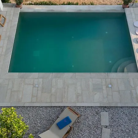 Irida Holiday home *