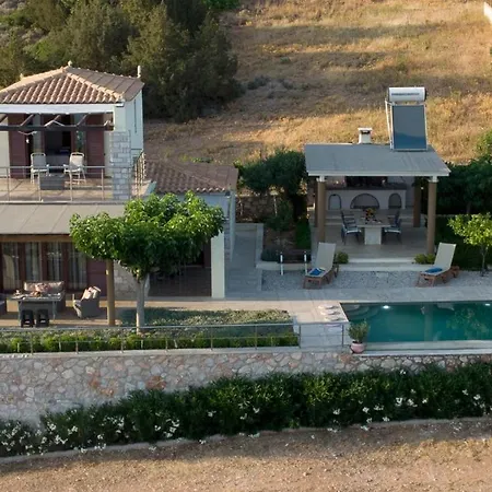 Holiday home Irida