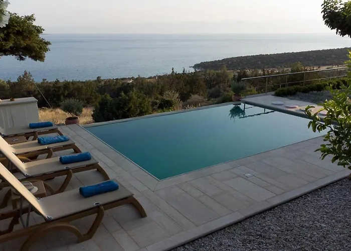 Дом отдыха Irida *